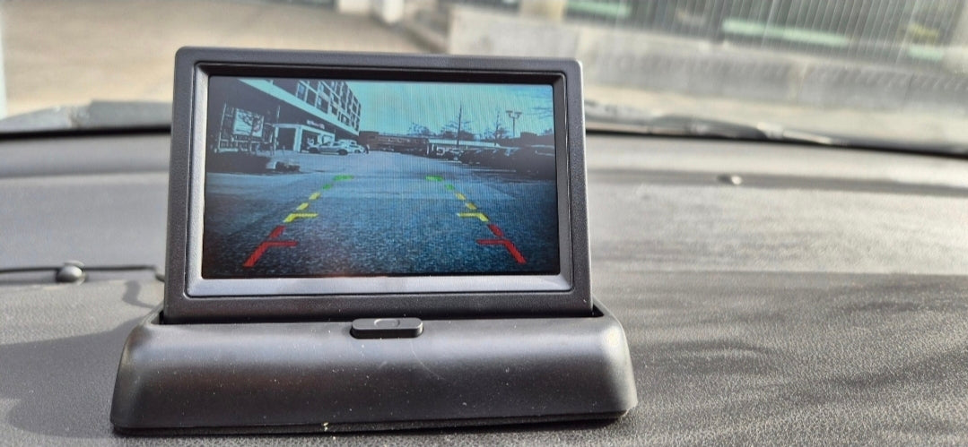 4.3-tums Hopfällbar Skärm + 8-ljuskamera