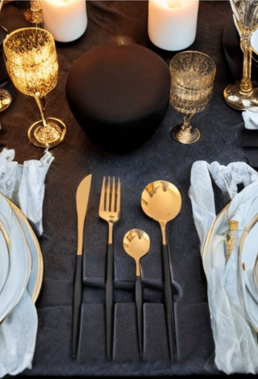 Elegant Bestickset i Guld & Svart – 24 Delar från KEMORELA