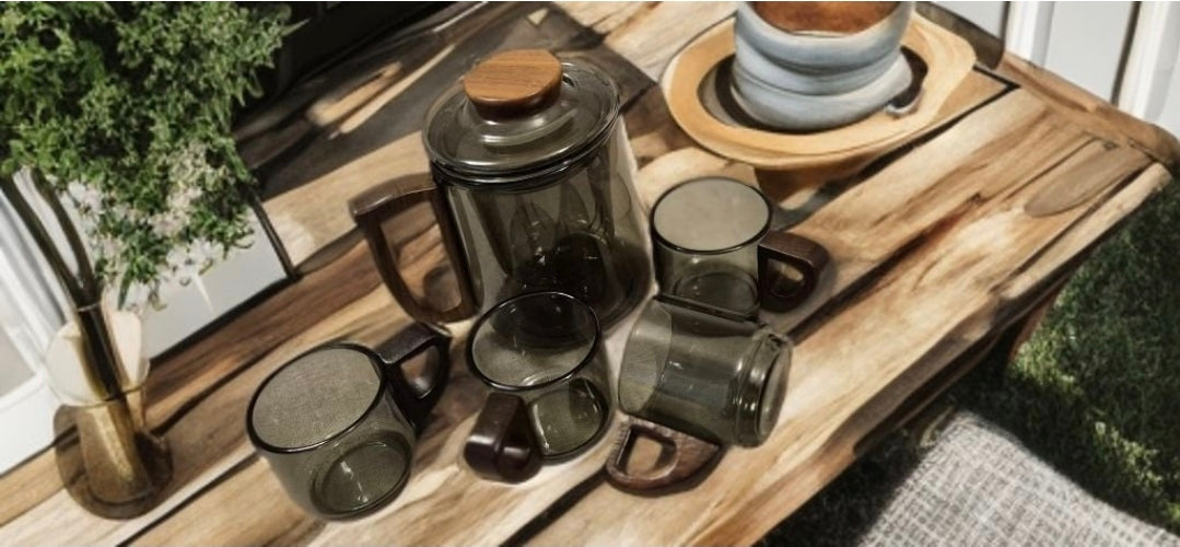 Lyxigt Rökgrått Glas Teset med Trähandtag – 1 Tekanna och 4 Koppar